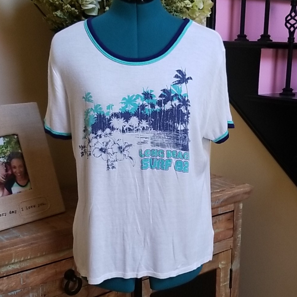 Rebellious One Tee - SZ XL